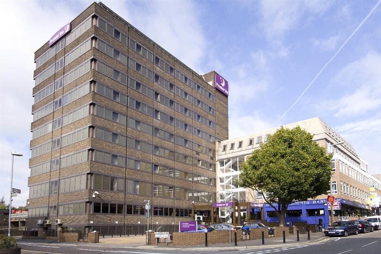 Premier Inn เบรนท์วูด ภายนอก รูปภาพ