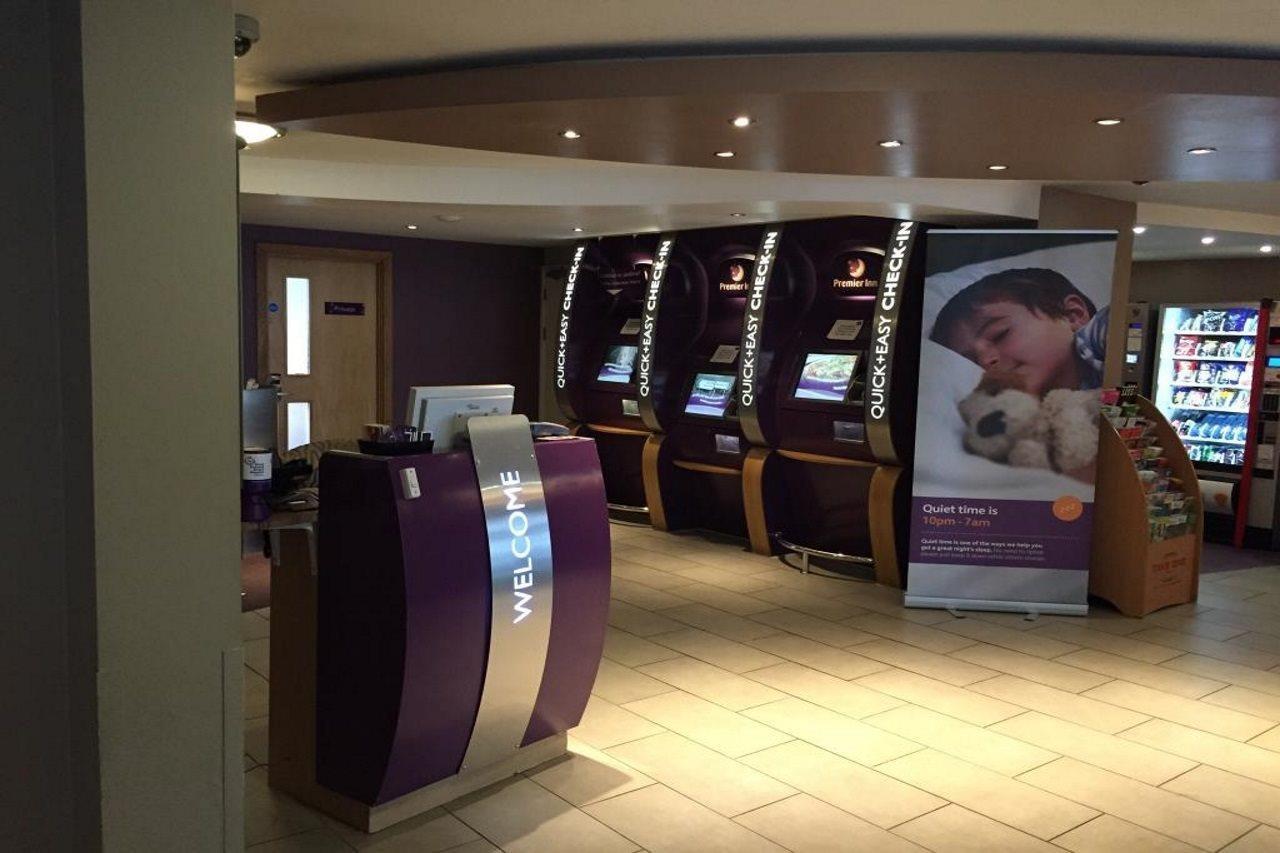 Premier Inn เบรนท์วูด ภายนอก รูปภาพ