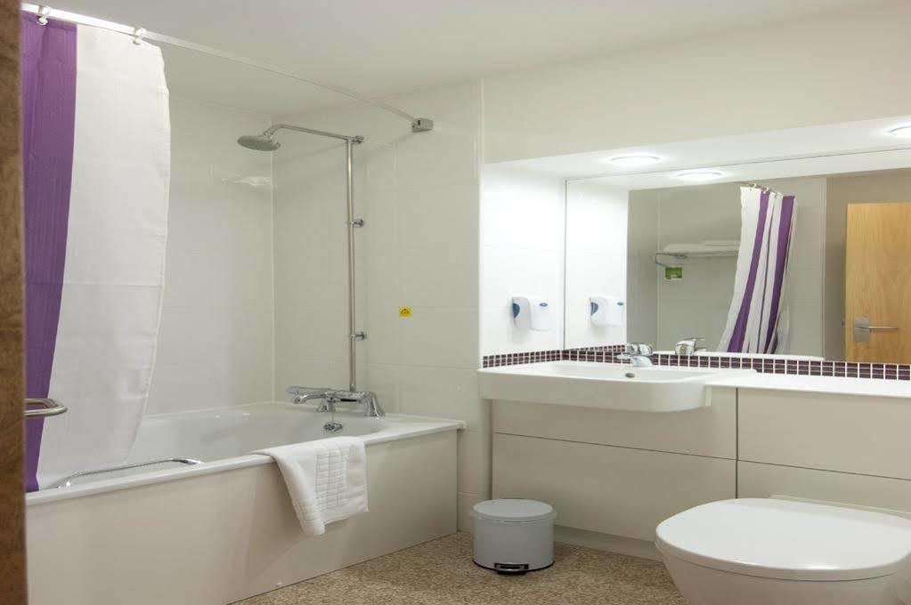 Premier Inn เบรนท์วูด ภายนอก รูปภาพ