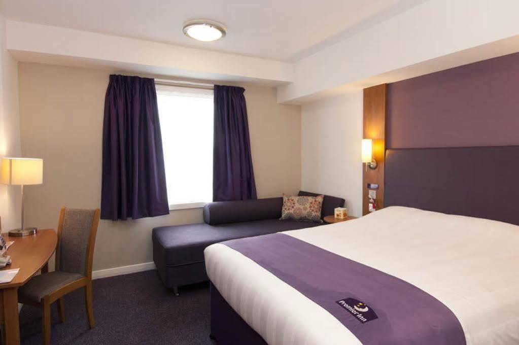 Premier Inn เบรนท์วูด ภายนอก รูปภาพ